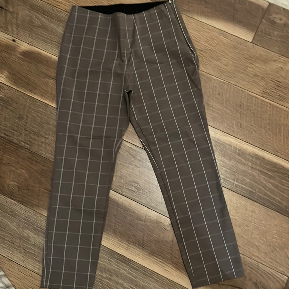 A New Day, Cropped pants, Size 8